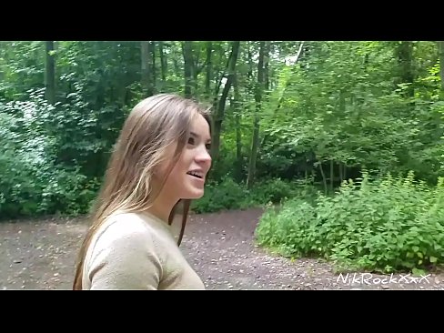 ❤️ Mi proponis al Evelina, ke ni fiku en publika loko! Ŝi diris jes. Tiam mi fikis ŝin en la azenon kaj kumis en ŝia buŝo. Tiam ŝi pisis sin. ❤️ Anala video ĉe ni