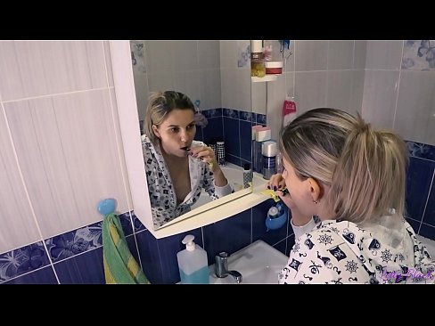❤️ Haki kun junaj en piĵamoj finiĝas parola cum en azeno - Letty Black ❤️ Anala video ĉe ni